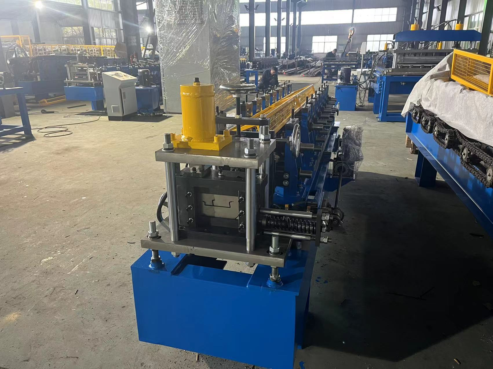 rail roll forming machine